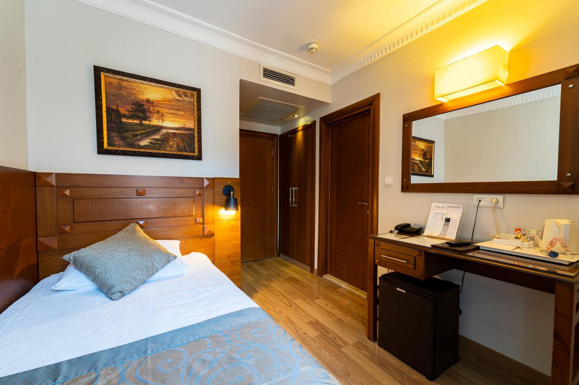 Levent Отель 3*